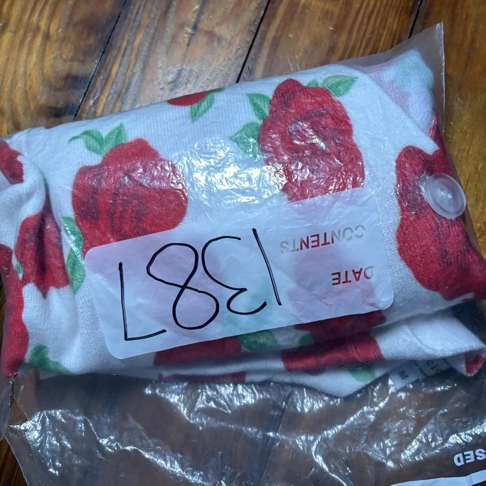 J. Society Rose Floral Cardigan Sweater Red White Cotton M A1387